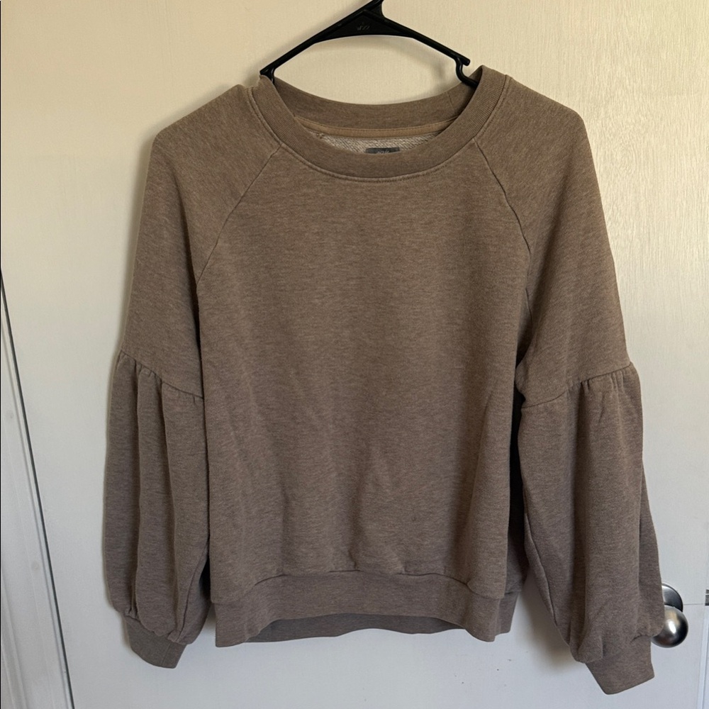 Aerie Medium Balloon Sleeve Sweatshirt in Taupe